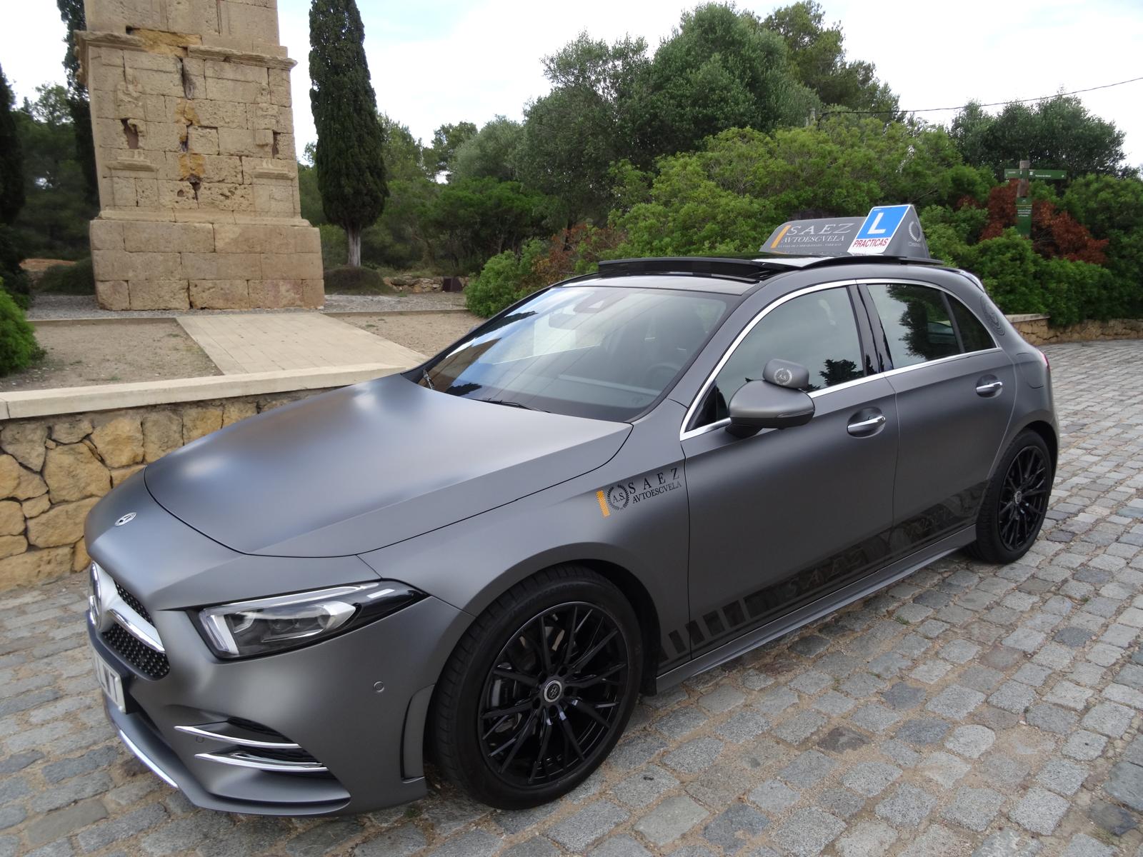 Mercedes-Benz Clase A180 AMG Line de Autoescuela Saez